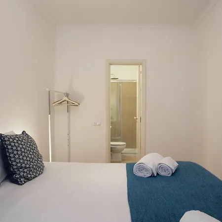 Apartment Cozy Tailor Made With A Refreshing Terrace Lissabon