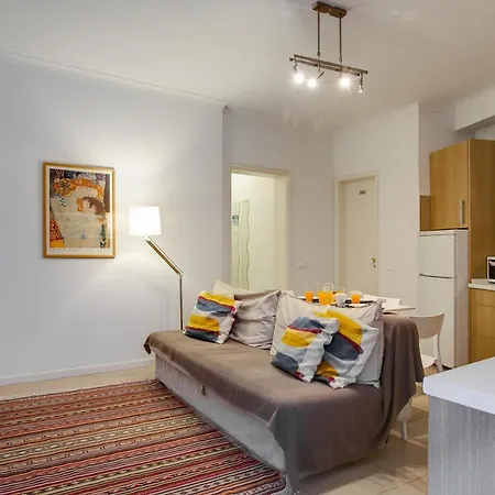 Cozy Tailor Made With A Refreshing Terrace * ליסבון